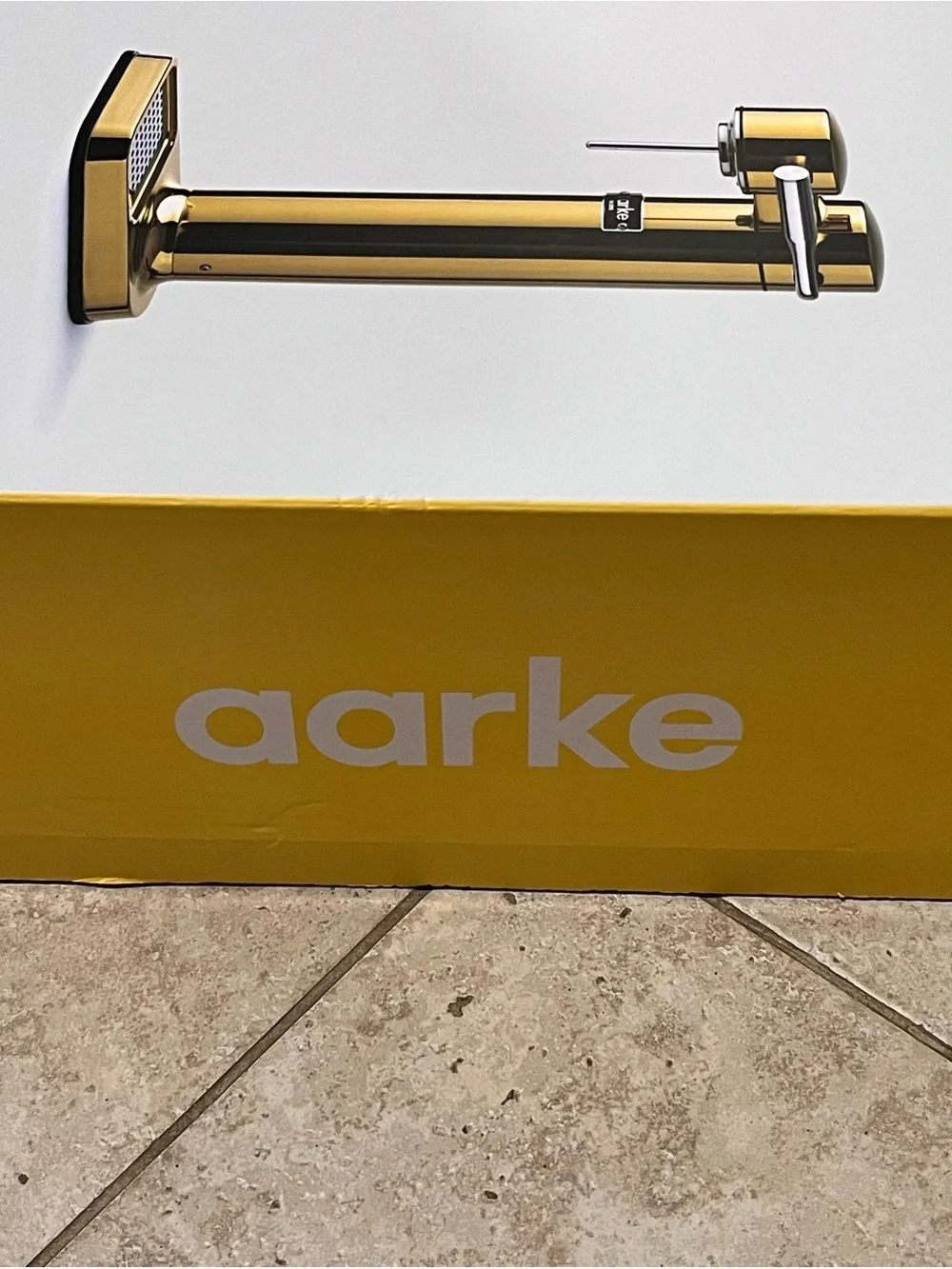 Aarke Carbonator Model AA-C3 Carbonator III 3 NEW $250 GOLD Sparking Water Maker